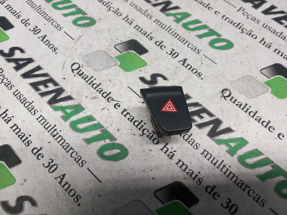 Botão / interruptor 4 piscas CITROËN C-Elysee