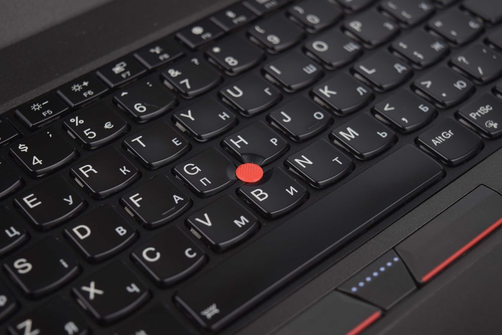 Lenovo ThinkPad T470p i5-7300HQ 8/16гб ssd 256/480гб 14" IPS Ноутбук