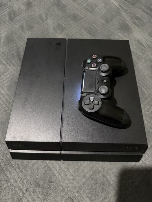 Playstation 4 Desbloqueada já com jogos!