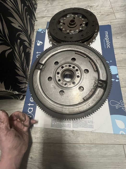 Комплект зчеплення Peugeot 2.0 HDI 600 0136 00 Luk