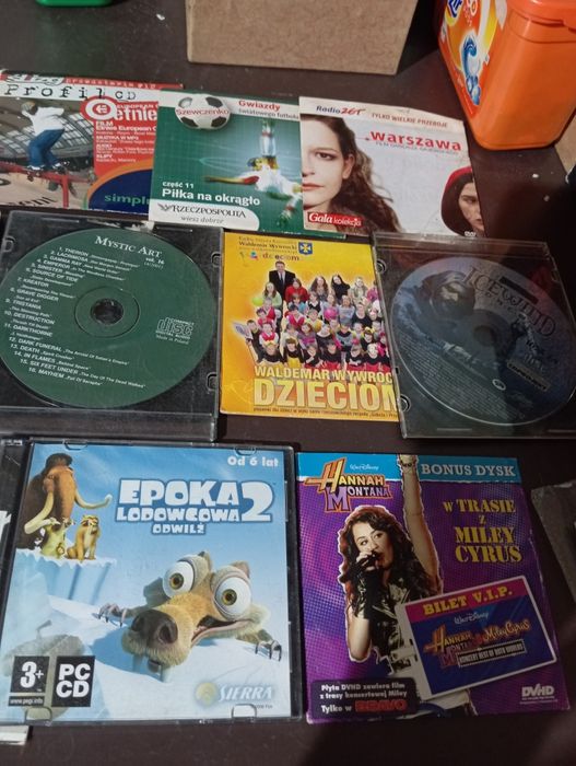 Płyty CD filmy gry bajki