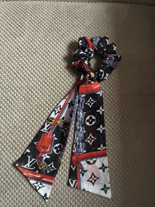 Henet gumka jedwabna LV