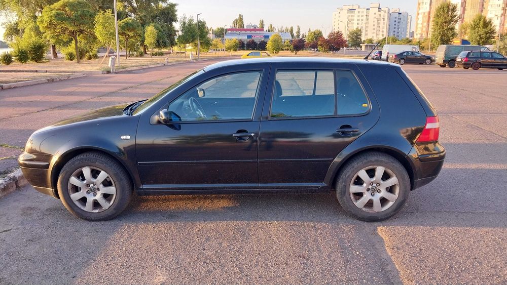 Продам власний Golf 4 2003р 1.4 16V бензин.