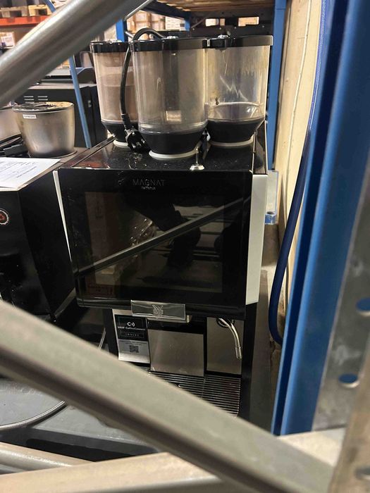 WMF 1500s+ 2grinders 1instant , fresh milk