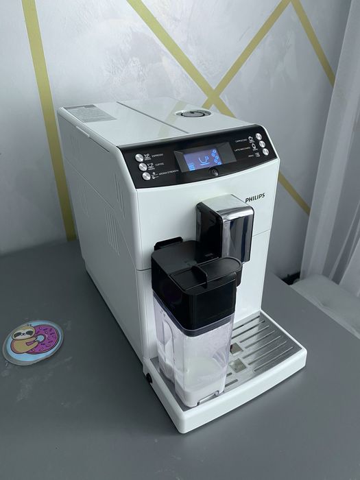 Кавомашина Saeco Philips EP3362 з молочником, зроблене повне ТО