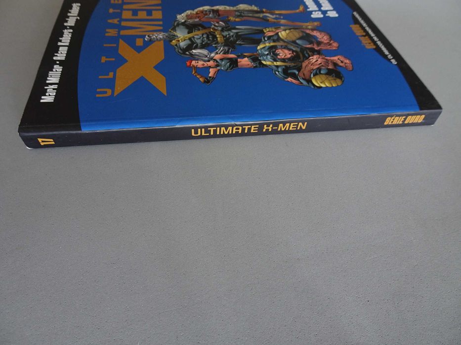Livro Clássicos da Banda Desenhada Série Ouro - Ultimate X-Men