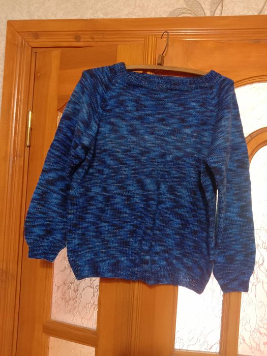 продам свитер вязаный на 14 лет на рост 152см