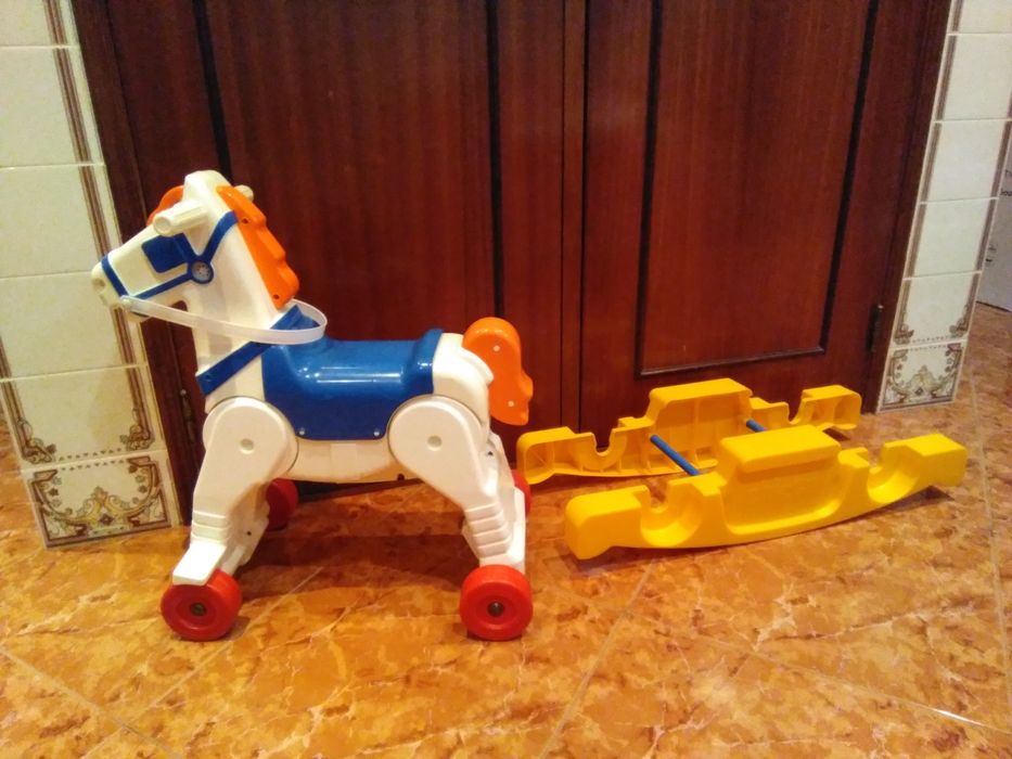 Cavalinho da Chicco brinquedo para baloiçar ou cavalgar, bebé, criança