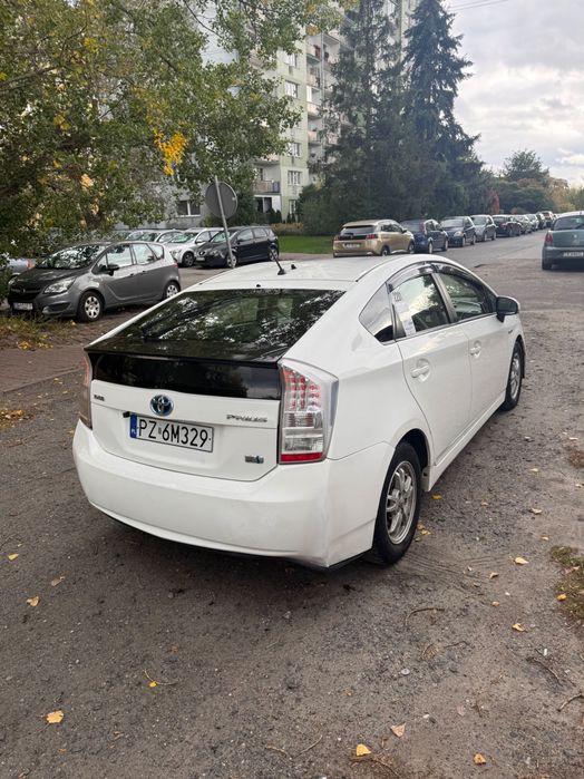 Toyota prius 2012 30