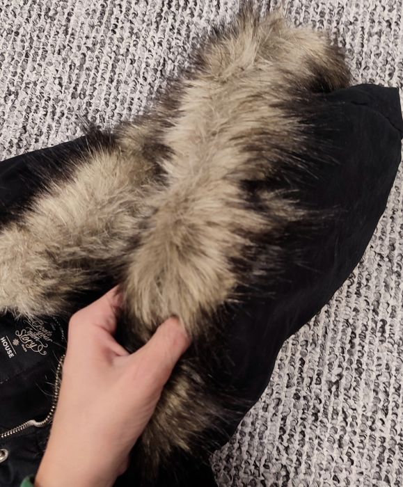 Czarna kurtka zimowa płaszcz parka House