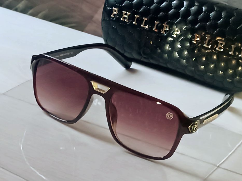 Брендові  окуляри  Phillip Plein