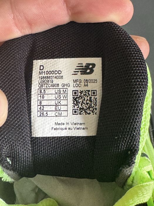 New Balance 1000D