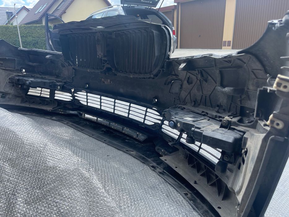 BMW 7 g12 ALPINA zderzak