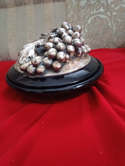 Скриньки для прикрас дерев'яні з посрібленим верхом