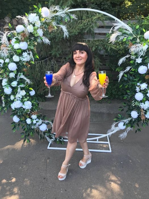 Ведуча Вашого свята