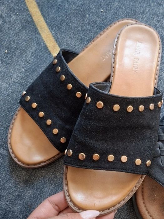 Klapki  damskie. 37 czarne