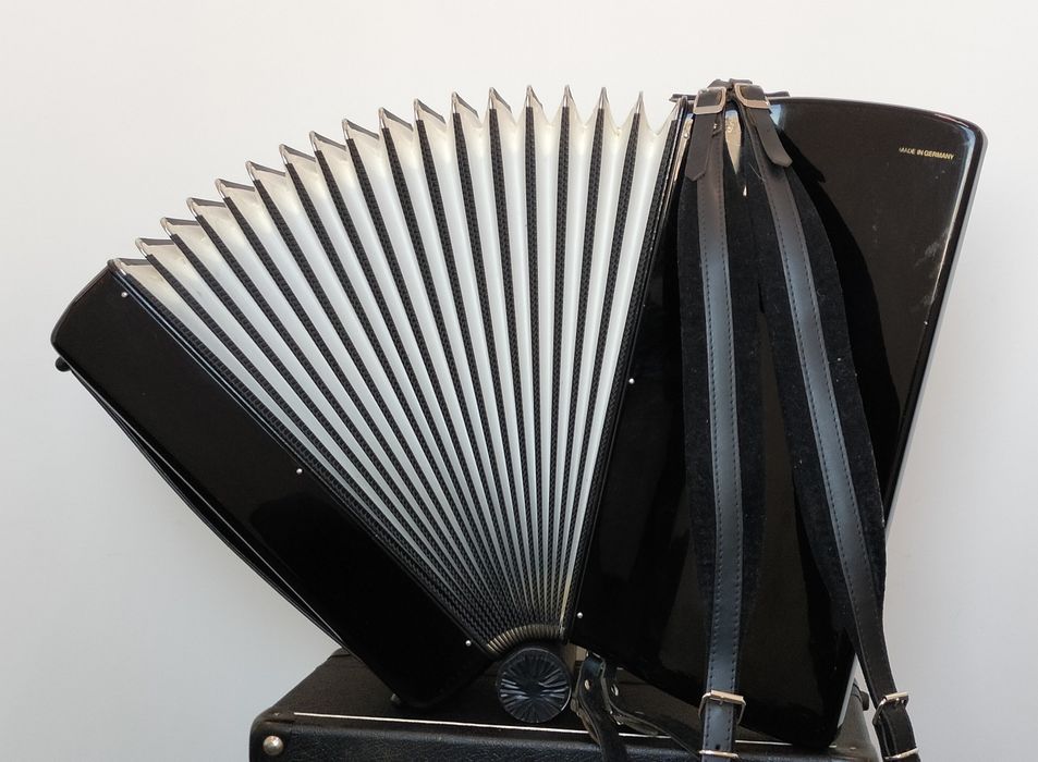 Akordeon Hohner Verdi III - piękny stan !