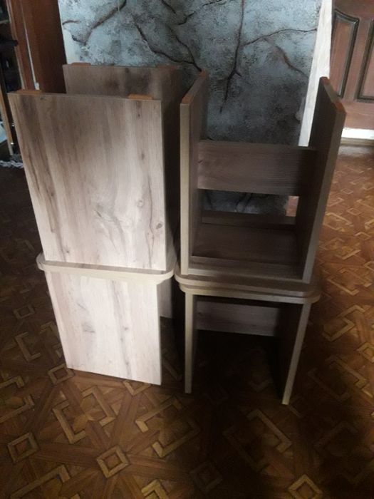 Новые кухонные табуретки