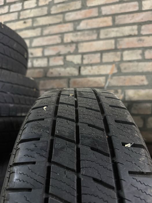 Шини 205/65R16C б/у з Німеччини