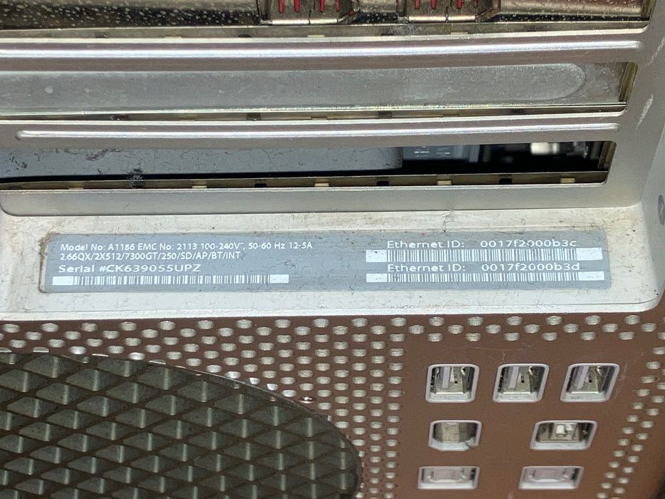 Torre Apple Mac Pro (A1186)