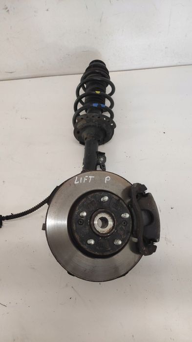 KIA VENGA LIFT MCPHERSON PRAWY ZWROTNICA 15-19