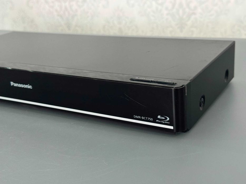 Odtwarzacz Blu-ray DVD CD HDD Panasonic DMR-BCT750