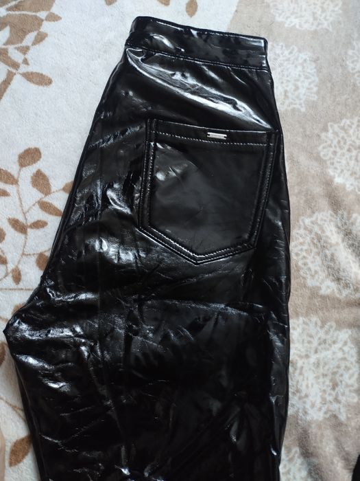 Spodnie ala lateks z podszewką rozm m
