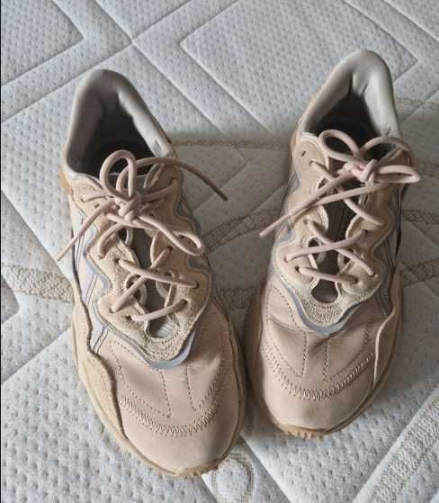 Sneakersy damskie Adidas Ozweego – beżowe, rozmiar 38 2/3 (24,5 cm)