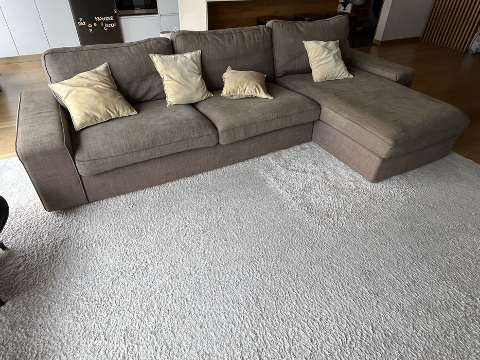 Sofá 3 lugares modelo KIVIK Ikea com chaise long 3 m
