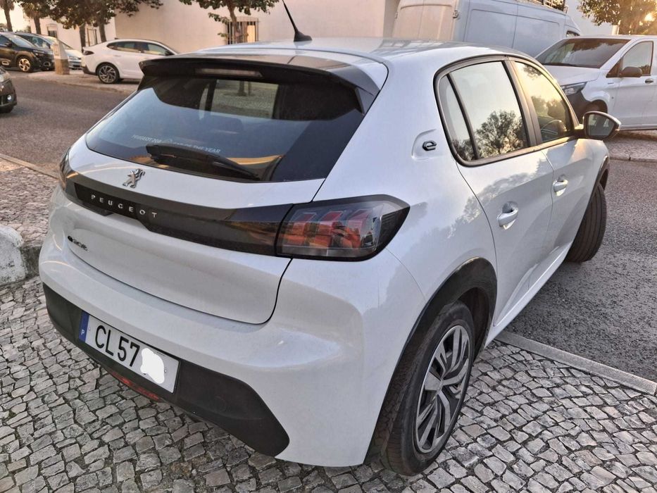 Peugeot E-208 de 2020 — photo 3
