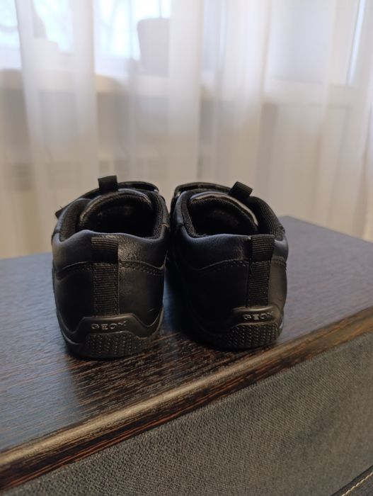 Кросівки geox для хлопчика .