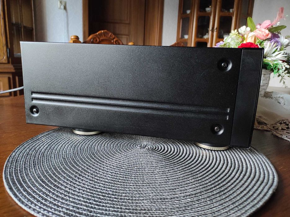 Amplituner Kenwood KR-V9030 + pilot