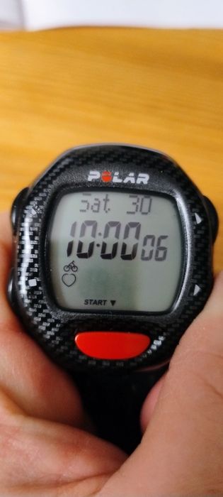 Годинник пульсометр. Polar.