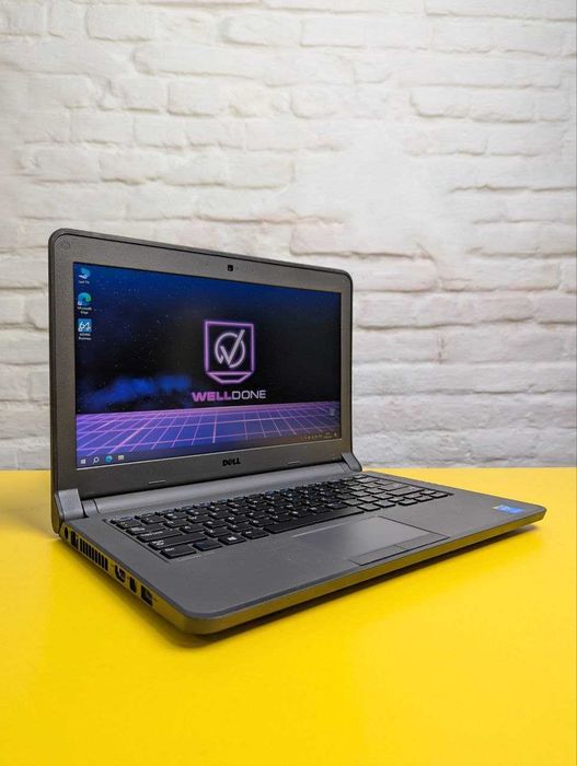 Dell Latitude 3350\13.3\i3-5005U\8GB\SSD 256GB\HD 5500