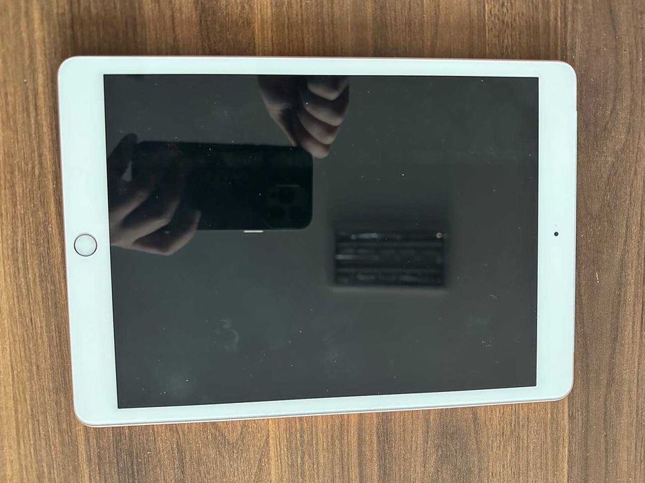Apple iPad 10.2" (8 Gen) 32GB Wi-Fi 2020