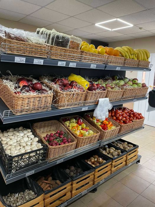 Торгове обладнання. Торговий стелаж. Каса. Вітрина. Гачки в магазин