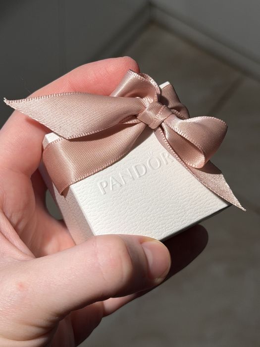 Каблучка Pandora