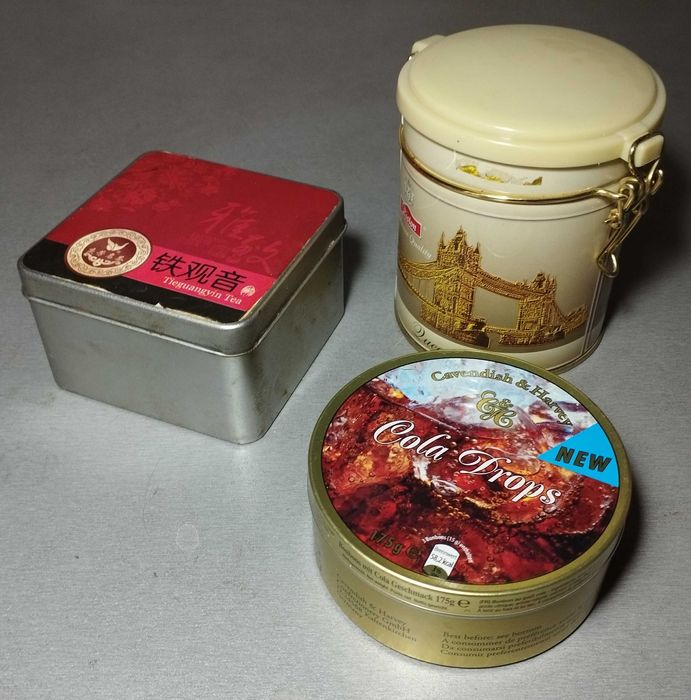 Красивые коробки для канцелярии или инструментов