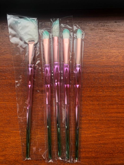 5 pincéis maquilhagem novos64551286408705124