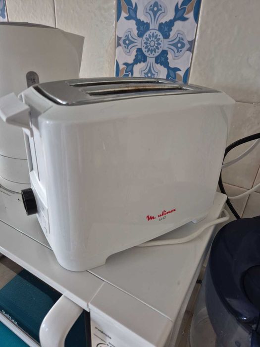 Torradeira Moulinex totalmente funcional, excelente estado (mudança)