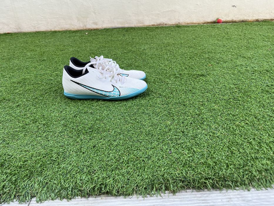 Chuteiras Nike mercurial