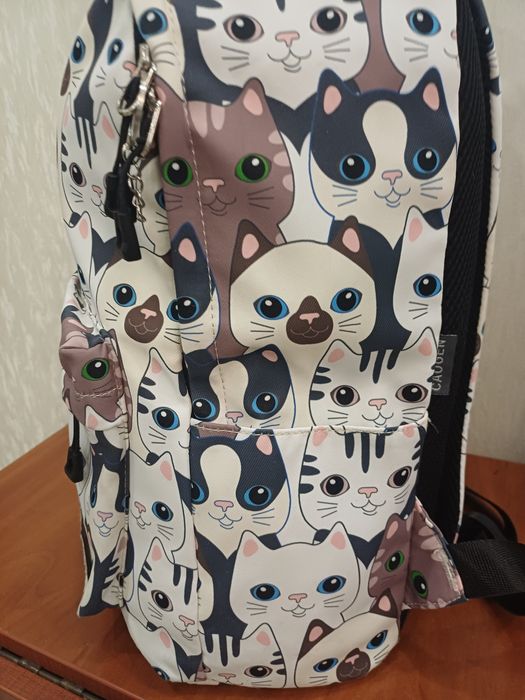 Рюкзак стильный,вместительный.