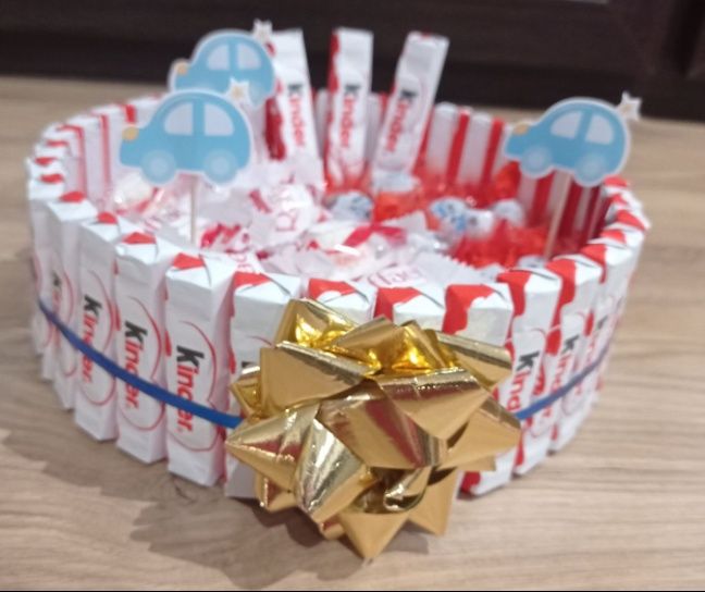 Tort z czekoladek