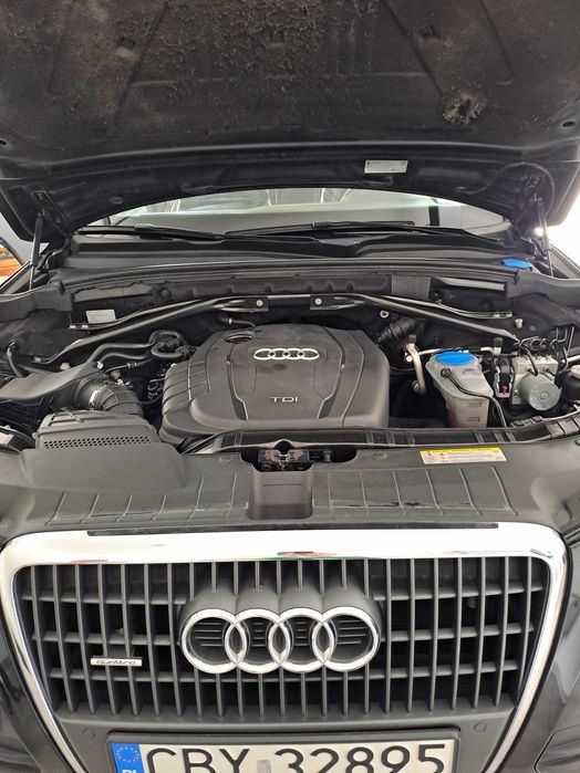 Sprzedam auto AUDI Q5 bezwypadkowy