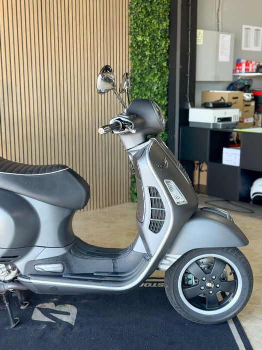 Vespa GTS 300 Supersport C/1900 kms