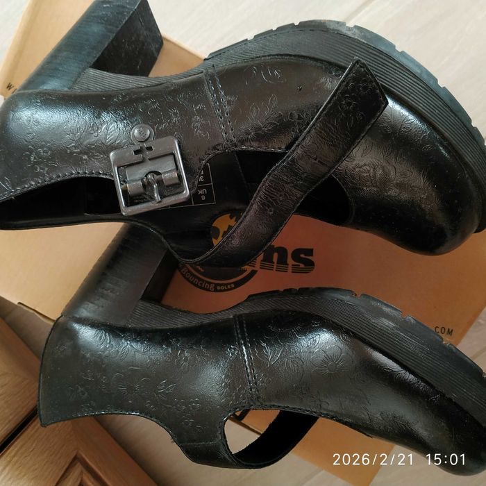 Dr. Martens туфлі на каблуку