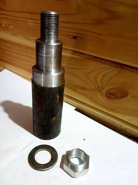 Ось ступицы ВАЗ 2108 для прицепа, материал 45-я сталь, диаметр вала 40: ...