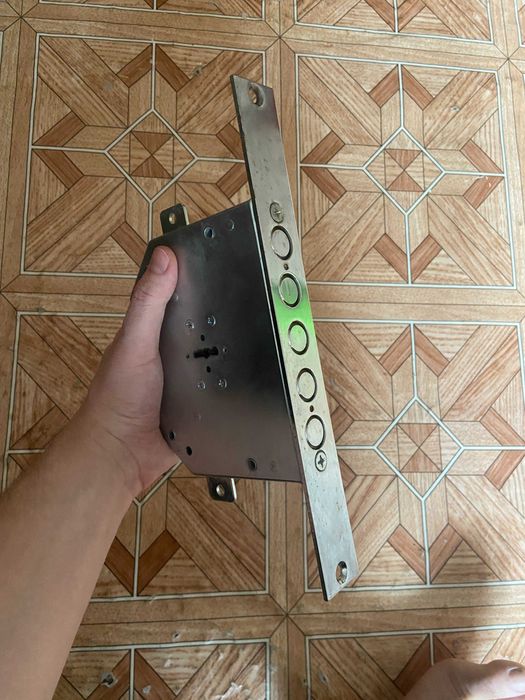 Замок врізний CR Serrature 2101 MRX правобічний Б/В