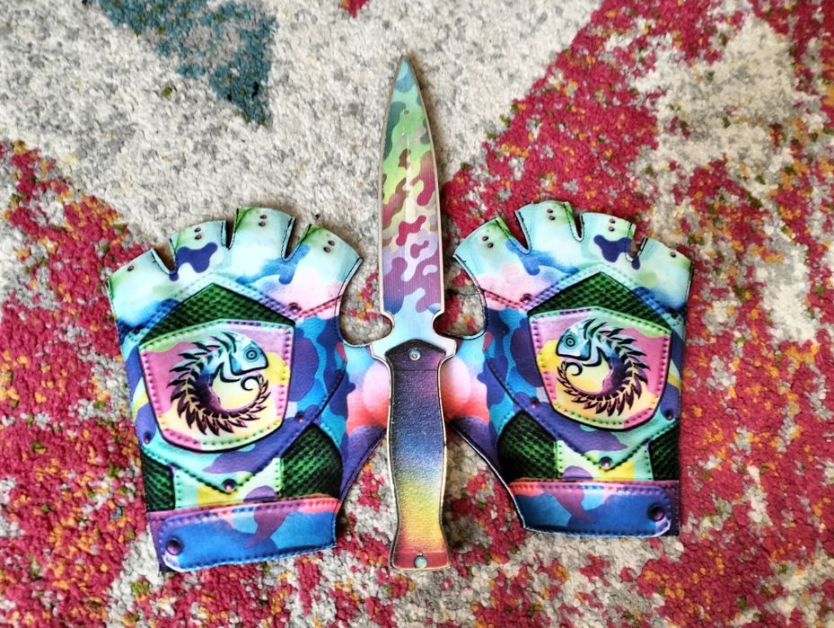 Набір ножа та перчаток мімікрай