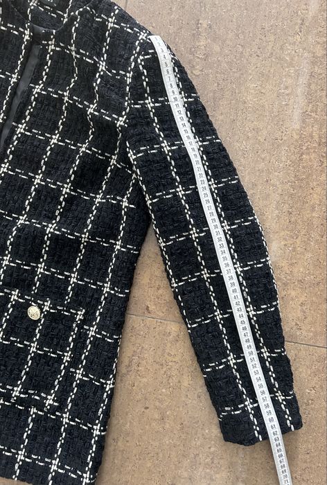 Стильний твідовий піджак